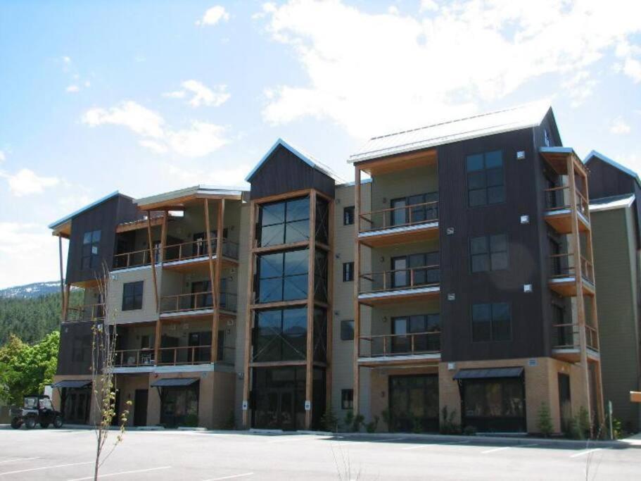 Penthouse Mountain Haven With Community Spa Room ケロッグ エクステリア 写真