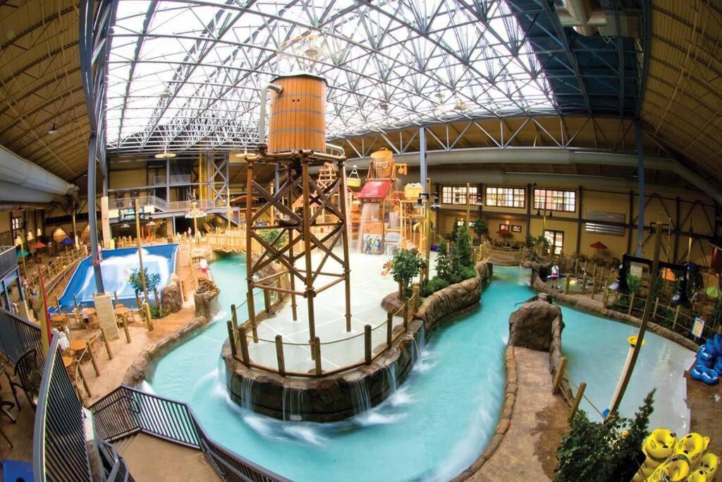 Penthouse Mountain Haven With Community Spa Room ケロッグ エクステリア 写真