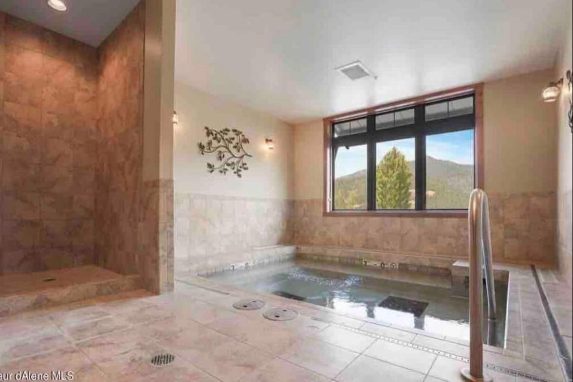 Penthouse Mountain Haven With Community Spa Room ケロッグ エクステリア 写真